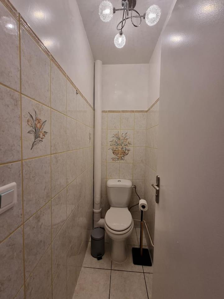נואי-סור-מארן Grand Appartement 3 Chambres Disney - Paris - 82M2 מראה חיצוני תמונה