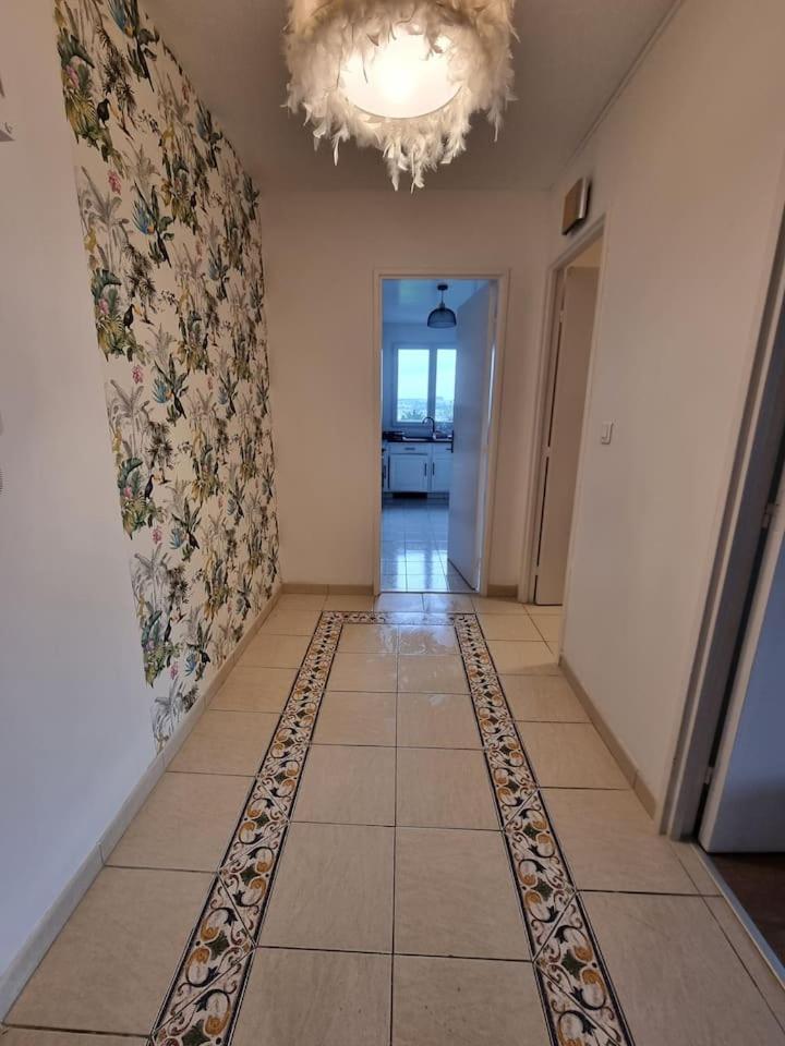 נואי-סור-מארן Grand Appartement 3 Chambres Disney - Paris - 82M2 מראה חיצוני תמונה