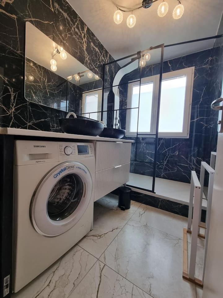 נואי-סור-מארן Grand Appartement 3 Chambres Disney - Paris - 82M2 מראה חיצוני תמונה
