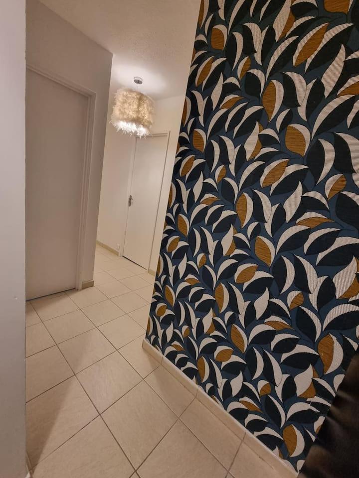 נואי-סור-מארן Grand Appartement 3 Chambres Disney - Paris - 82M2 מראה חיצוני תמונה