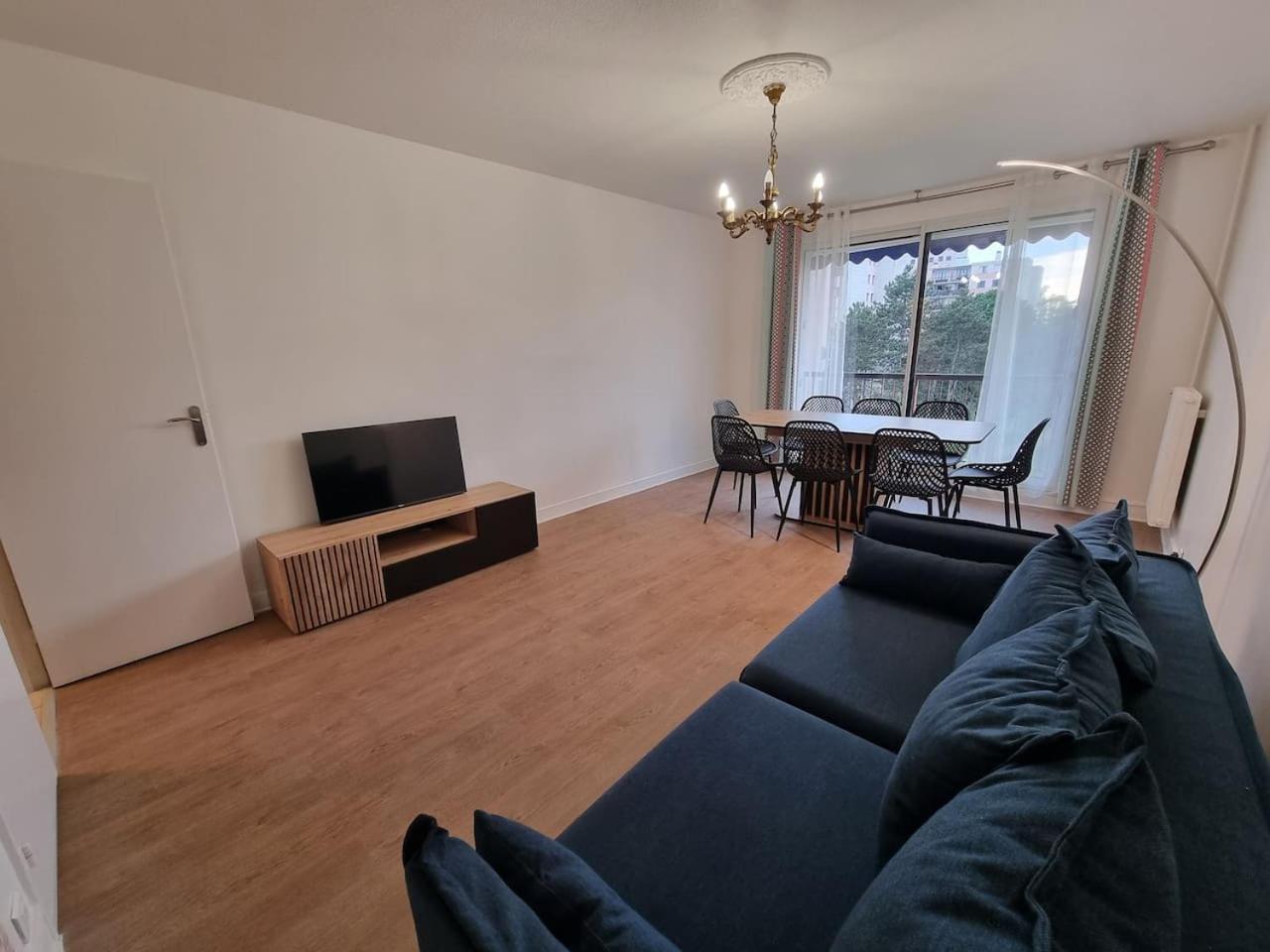 נואי-סור-מארן Grand Appartement 3 Chambres Disney - Paris - 82M2 מראה חיצוני תמונה
