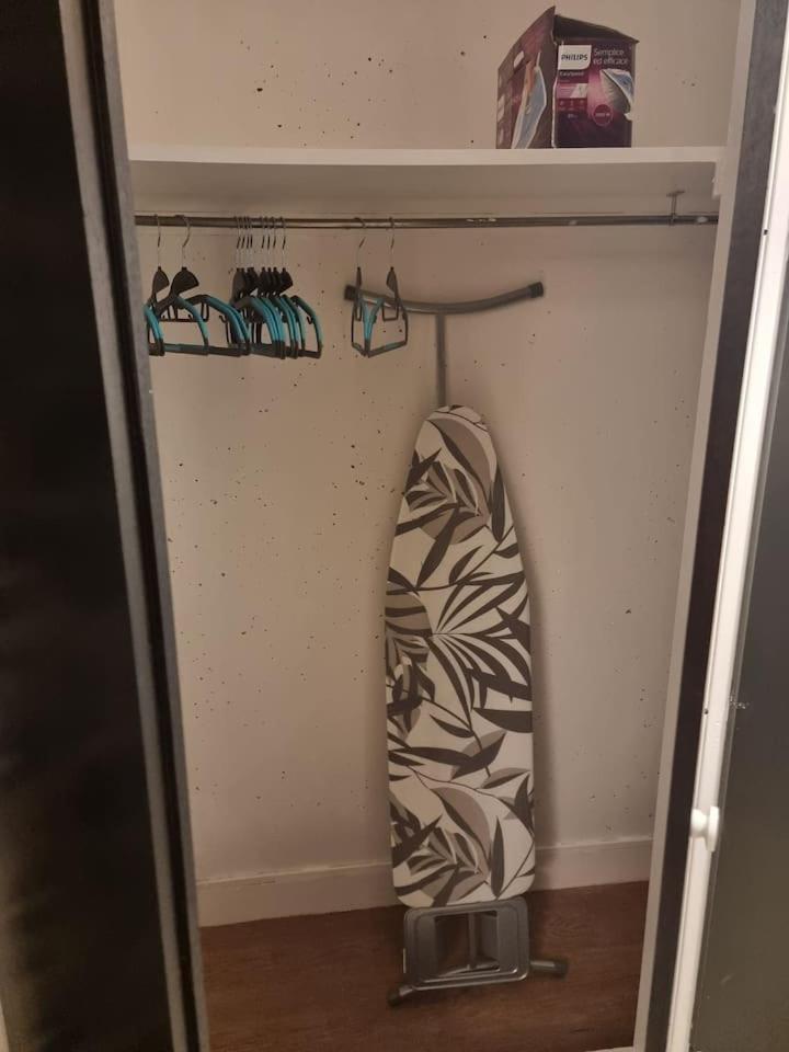 נואי-סור-מארן Grand Appartement 3 Chambres Disney - Paris - 82M2 מראה חיצוני תמונה